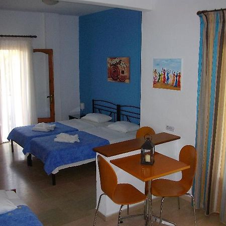 Pella House Studios & Apartments Pefkochori Extérieur photo