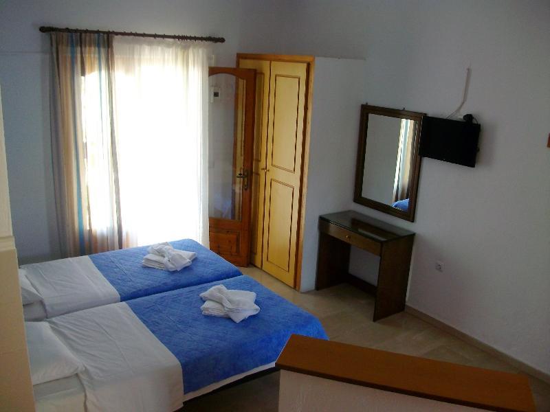 Pella House Studios & Apartments Pefkochori Extérieur photo